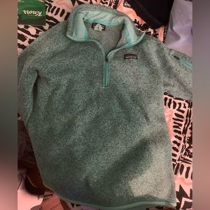 Patagonia pull over